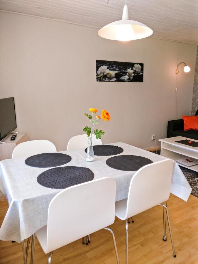 Hjortoe Stugor & Stockhus Finstrom Bagian luar foto