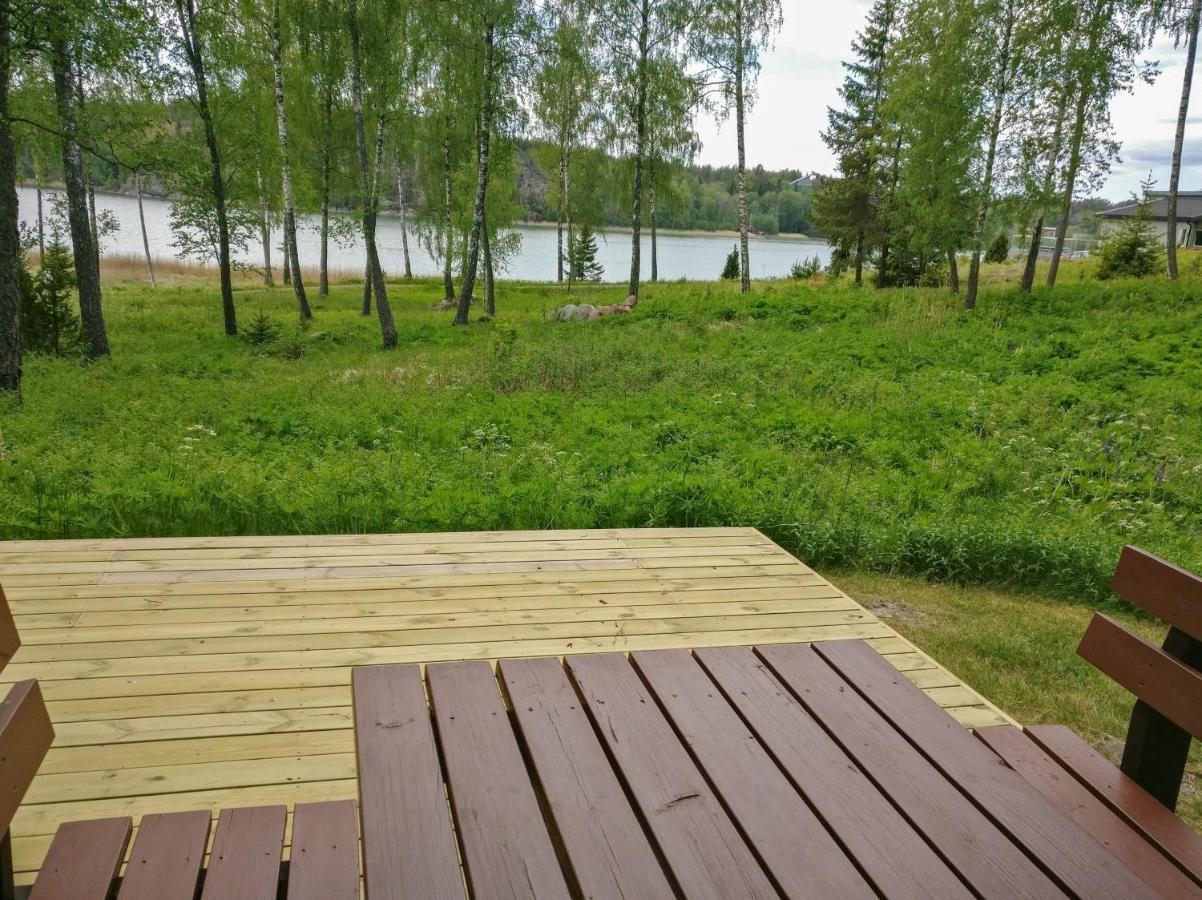 Hjortoe Stugor & Stockhus Finstrom Bagian luar foto