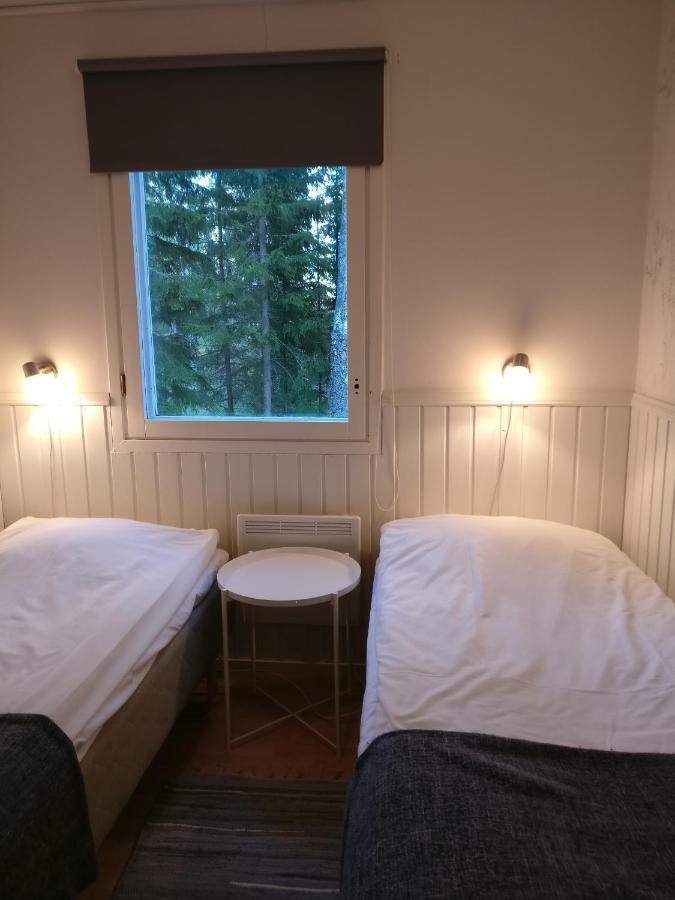 Hjortoe Stugor & Stockhus Finstrom Bagian luar foto
