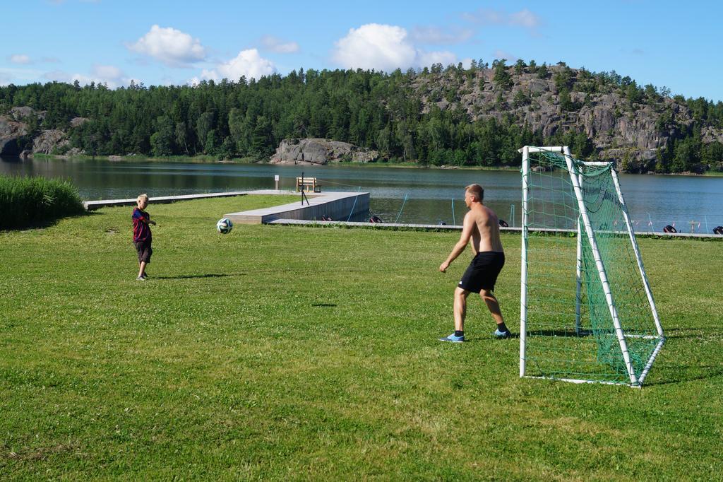 Hjortoe Stugor & Stockhus Finstrom Bagian luar foto